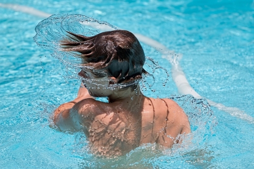 clases de natación para jovenes