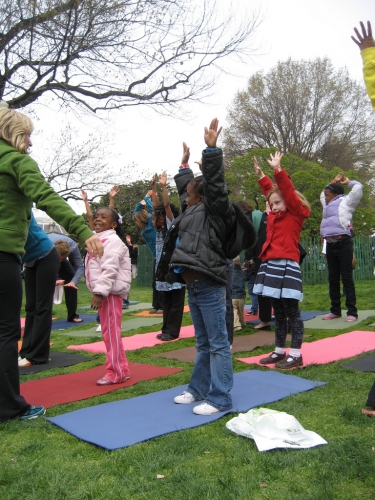 Clases de yoga para niños